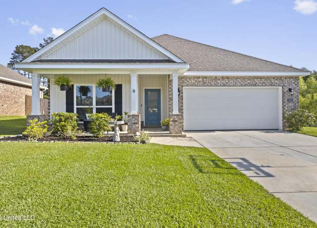 Property at 5437 Overland Dr, Biloxi, MS 39532, 4 beds, 2 baths