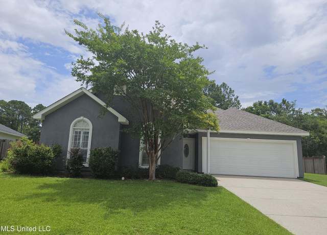 Property at 725 Old Savannah Dr, Long Beach, MS 39560, 3 beds, 2 baths