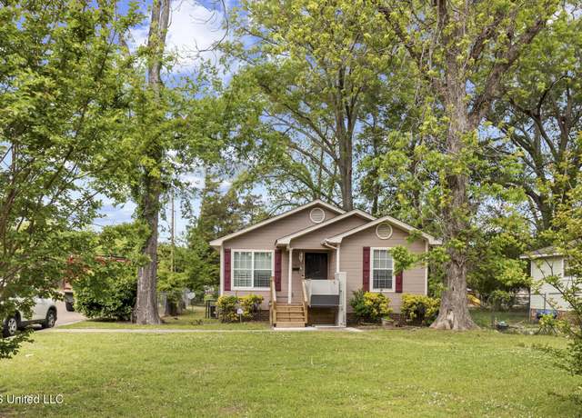 Property at 2003 N Lamar St, Jackson, MS 39202, 2 beds, 1 bath