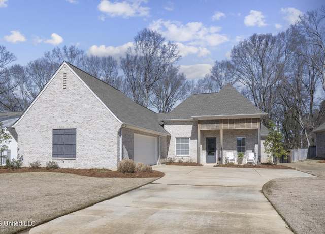 Property at 135 Paylors Way, Madison, MS 39110, 4 beds, 3 baths