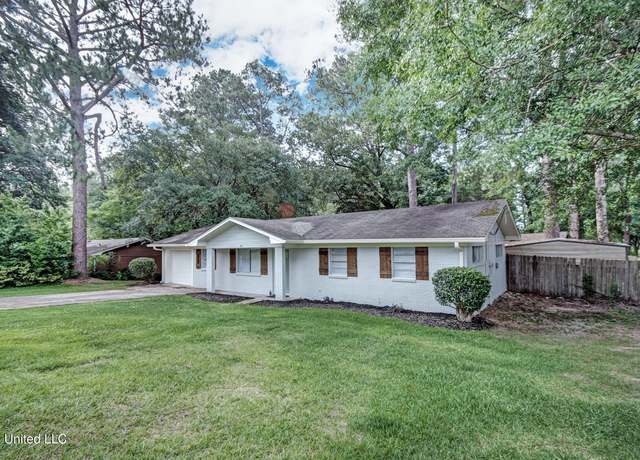 Property at 311 Danbar St, Brandon, MS 39042, 3 beds, 2 baths
