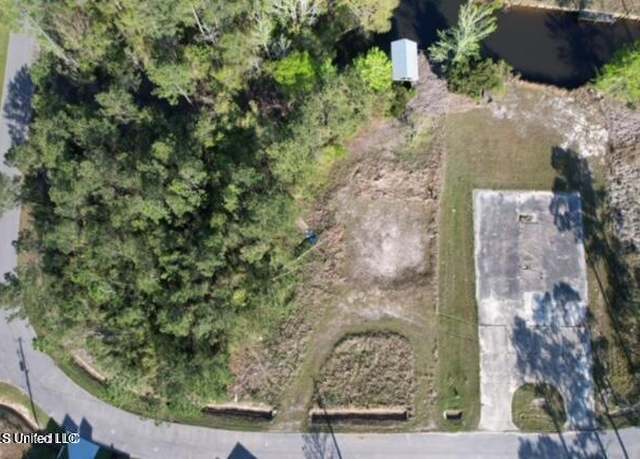 Property at 1446 Hanakealoha Pl, Diamondhead, MS 39525