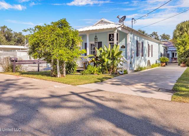 Property at 253 Sycamore St, Bay Saint Louis, MS 39520, 2 beds, 1 bath