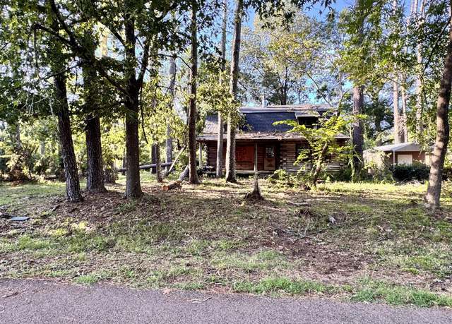 Property at 1414 Cherrie Ave, Jackson, MS 39212, 2 beds, 2.5 baths