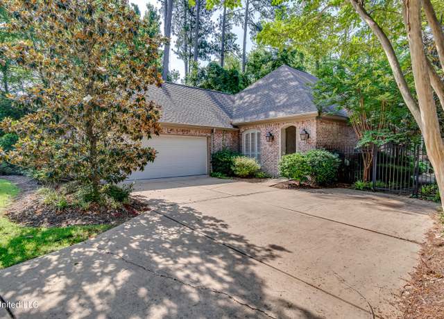 Property at 751 Oakmont Pkwy, Ridgeland, MS 39157, 3 beds, 2.5 baths