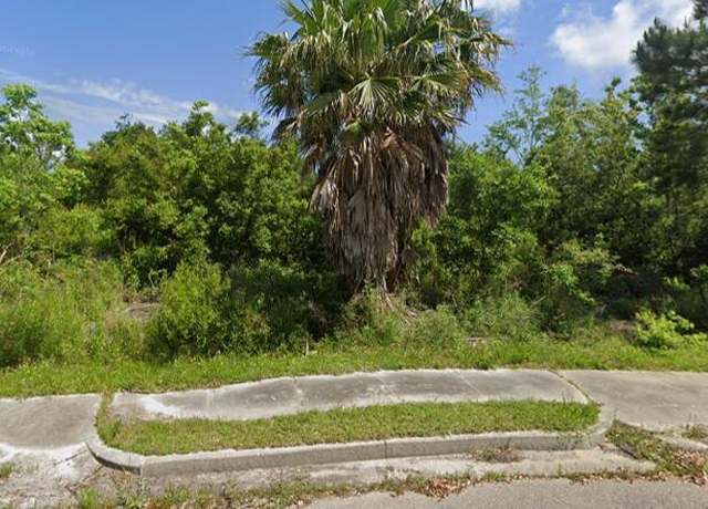 Property at 15 Paradise Point Dr, Bay Saint Louis, MS 39520