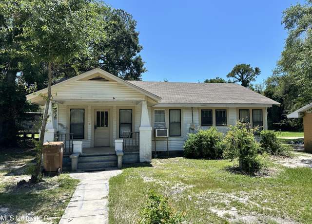 Property at 240 Debuys Rd, Biloxi, MS 39531, 4 beds, 2 baths