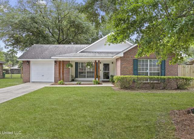 Property at 9117 Barnacle Blvd, Ocean Springs, MS 39564, 3 beds, 2 baths