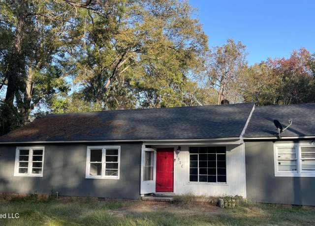 Property at 2826 Donaldson Dr, Jackson, MS 39212, 4 beds, 2 baths