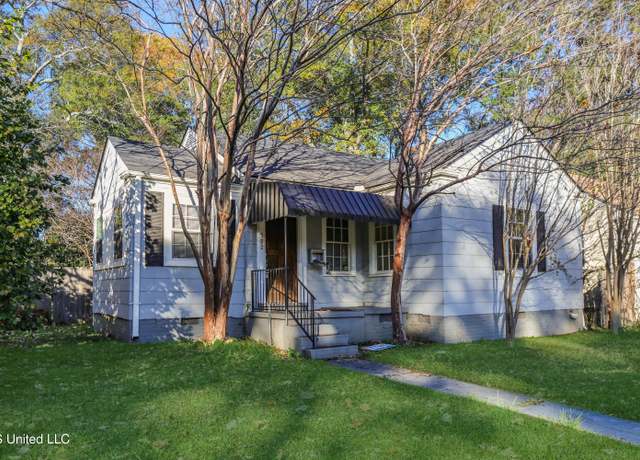 Property at 302 Decelle St, Jackson, MS 39216, 2 beds, 1 bath