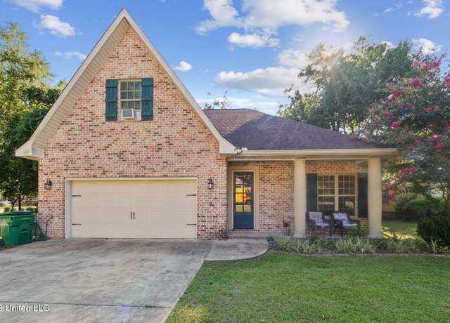 Property at 6529 Alakoko Dr, Diamondhead, MS 39525, 3 beds, 2 baths