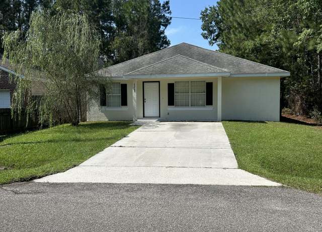 Property at 6263 E Newton St, Bay Saint Louis, MS 39520, 3 beds, 2 baths