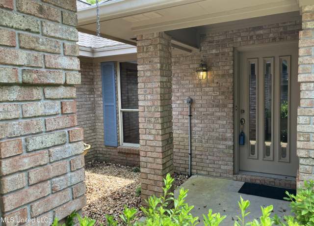 Property at 6920 Hilo Way, Diamondhead, MS 39525, 3 beds, 2 baths