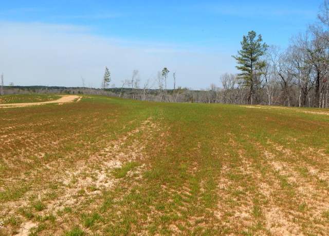 Property at 706 Graysport Crossing Rd, Gore Springs, MS 38929