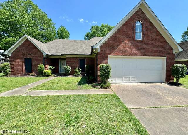 Property at 5860 W White Ridge Cir, Olive Branch, MS 38654, 3 beds, 2 baths