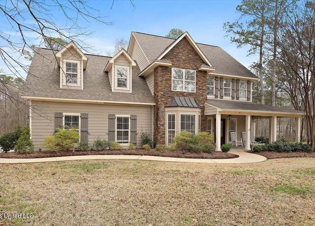 Property at 328 Ingleside Dr Dr, Madison, MS 39110, 5 beds, 3.5 baths