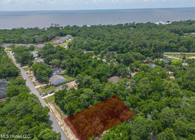 Property at Lot 2303 Oak St, Ocean Springs, MS 39564