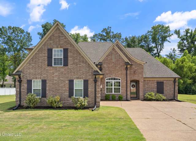 Property at 2321 Christian Ln, Southaven, MS 38671, 5 beds, 3 baths
