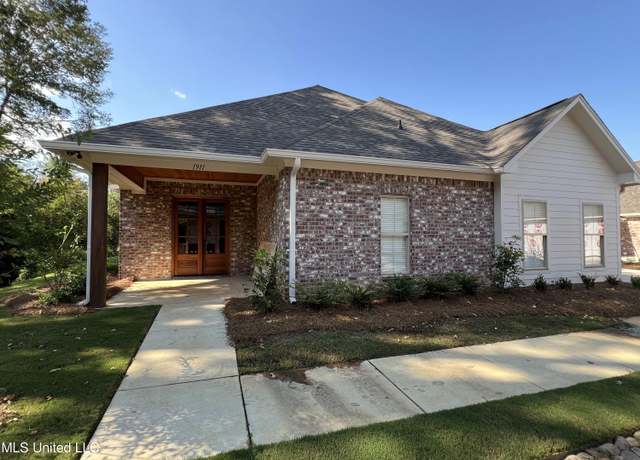 Property at 1911 Freedom Ring Dr, Brandon, MS 39047, 2 beds, 2 baths