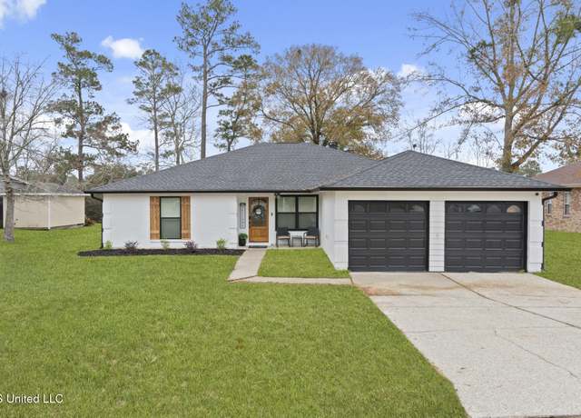 Property at 5626 Ahuli Pl, Diamondhead, MS 39525, 4 beds, 2 baths