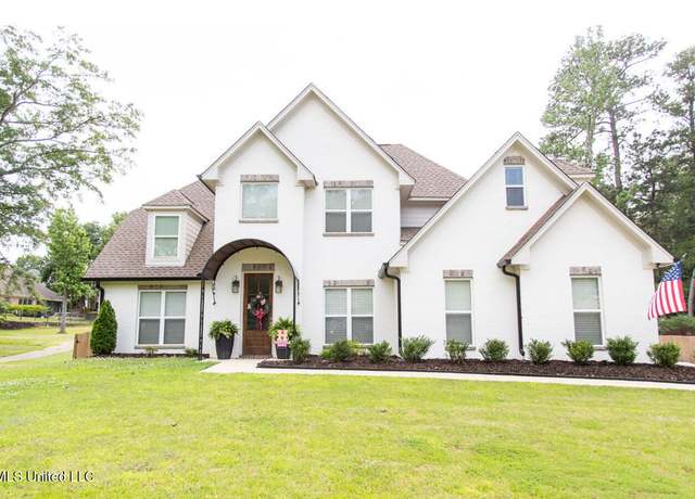 Property at 341 Woodlands Dr, Brandon, MS 39047, 4 beds, 3 baths