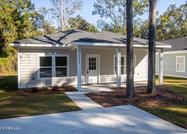 Property at 13498 Dee Ave, Gulfport, MS 39503, 3 beds, 2 baths