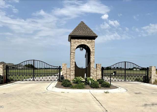 Property at Chatmoss 2nd, Cleveland, MS 38732
