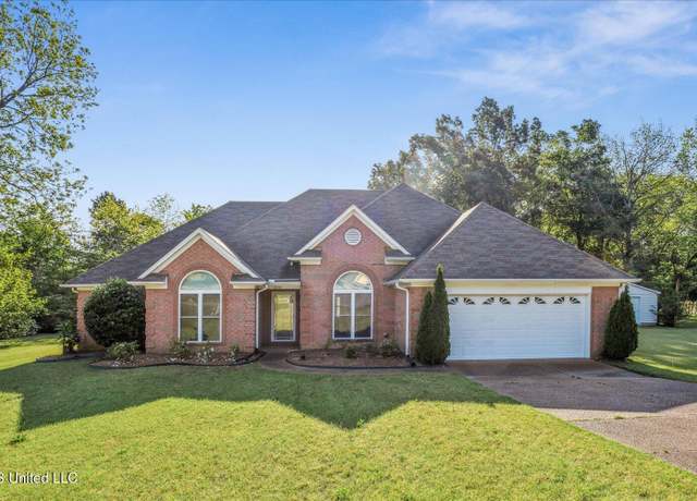 Property at 8018 S Horn Cv, Olive Branch, MS 38654, 4 beds, 2.5 baths