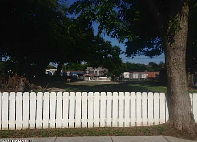 Property at 1714 Eastward Dr Dr, Gulfport, MS 39501