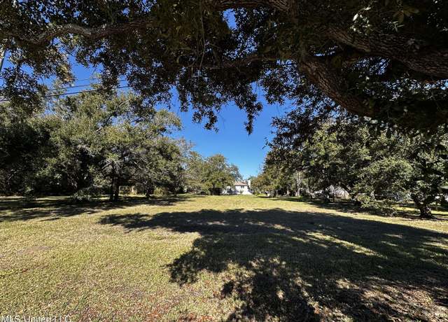 Property at 4307 Washington Ave, Pascagoula, MS 39581