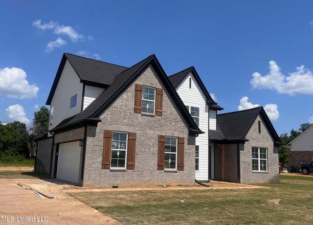 Property at 7668 Newbury Dr, Olive Branch, MS 38654, 5 beds, 3 baths