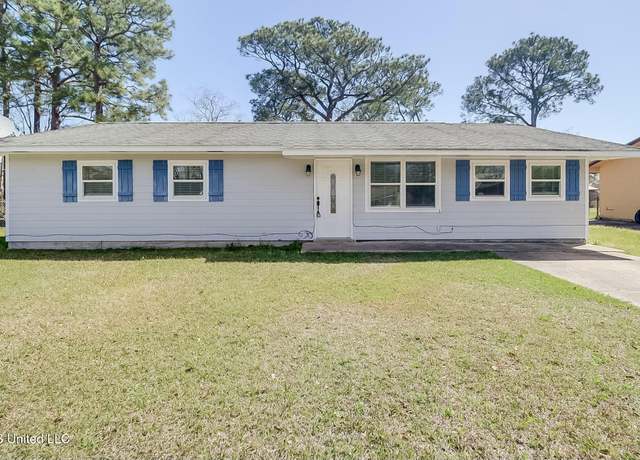 Property at 6608 Columbus Cir, Ocean Springs, MS 39564, 4 beds, 2 baths