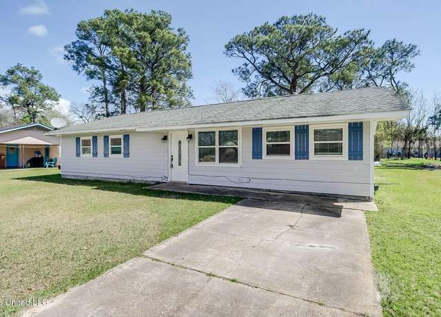 Property at 6608 Columbus Cir, Ocean Springs, MS 39564, 4 beds, 2 baths