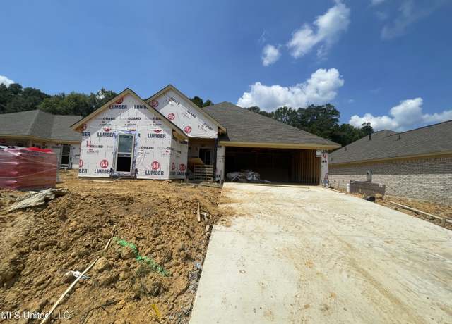 Property at 504 Stone Brook Pl, Brandon, MS 39042, 3 beds, 2 baths
