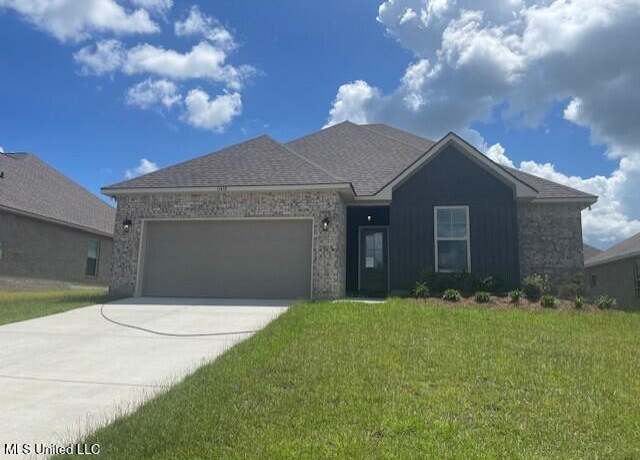 Property at 11418 Crystal Lake Dr, Gulfport, MS 39503, 3 beds, 2 baths
