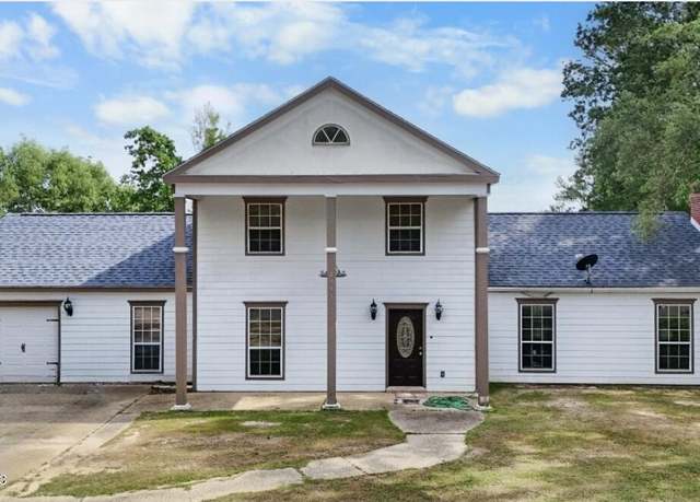Property at 1975 Bayside Dr, Biloxi, MS 39532, 5 beds, 3 baths