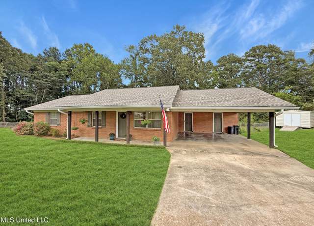 Property at 426 Gretna St, Pearl, MS 39208, 3 beds, 2 baths