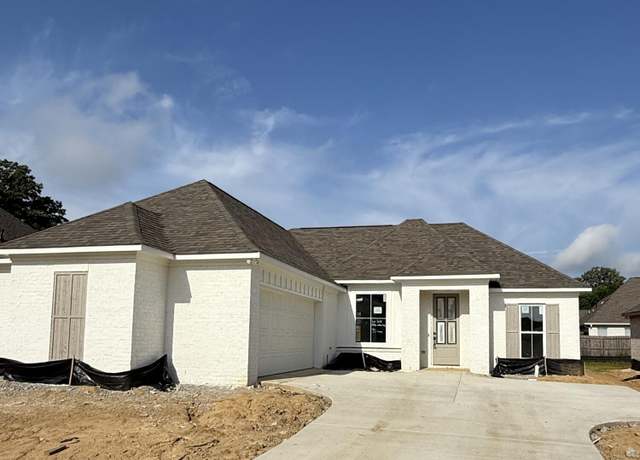 Property at 333 Willow Way, Canton, MS 39046, 3 beds, 2 baths