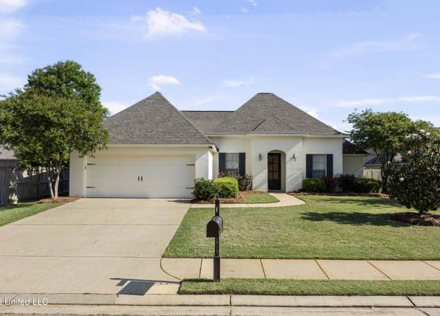 Property at 207 Stillhouse Dr, Madison, MS 39110, 3 beds, 2 baths