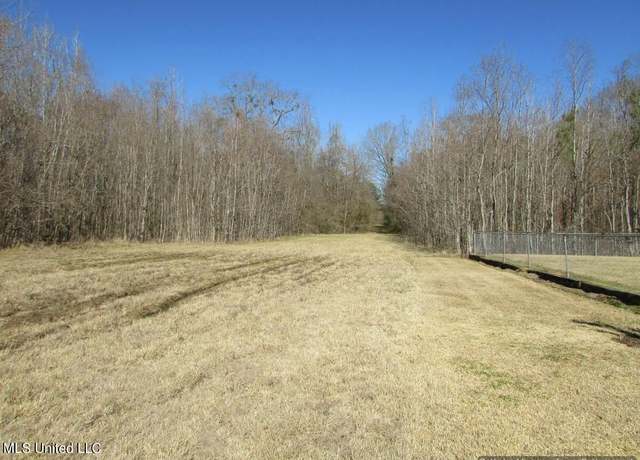 Property at E Dinkins St, Canton, MS 39046
