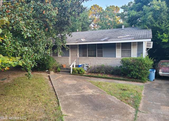 Property at 909 Spring Ave, Jackson, MS 39213, 3 beds, 1 bath
