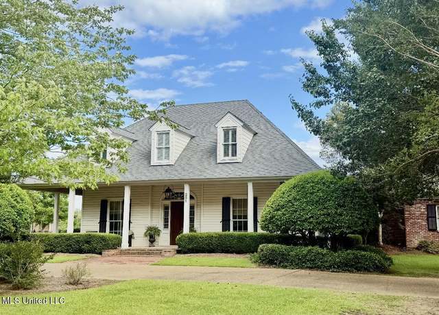 Property at 251 Caroline Blvd, Madison, MS 39110, 4 beds, 4 baths