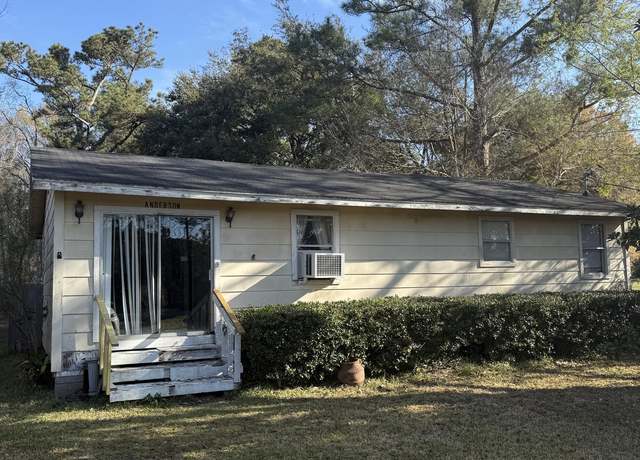 Property at 14804 Parker Rd, Biloxi, MS 39532, 2 beds, 1 bath