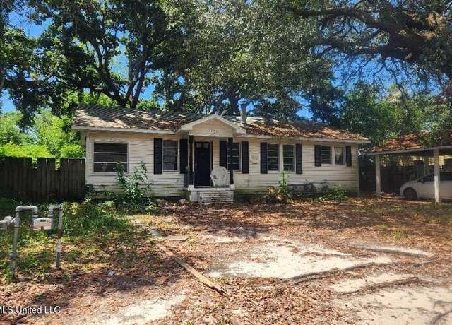 Property at 1233 25th St, Gulfport, MS 39501, 3 beds, 1.5 baths