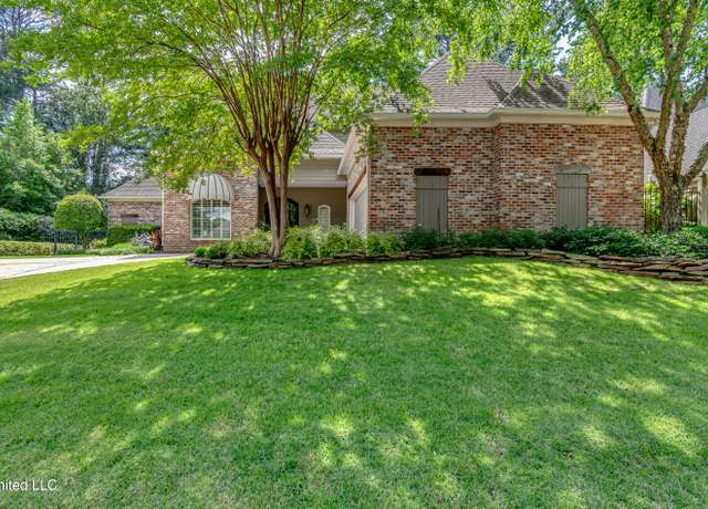 Property at 524 Heatherstone Ct, Ridgeland, MS 39157, 4 beds, 3.5 baths