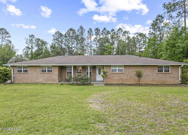 Property at 801 Herlihy St, Waveland, MS 39576, 4 beds, 2.5 baths