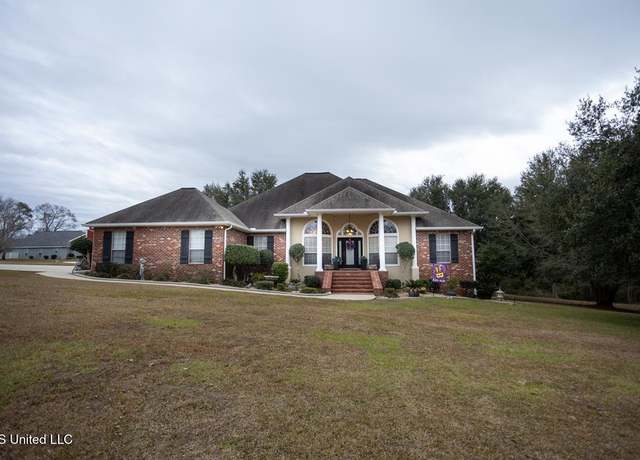 Property at 4 Mitchell Cv, Carriere, MS 39426, 3 beds, 2 baths