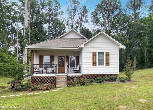 Property at 133 Camellia Cir, Florence, MS 39073, 3 beds, 2 baths