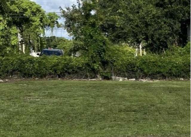 Property at 423 Reynoir St, Biloxi, MS 39530