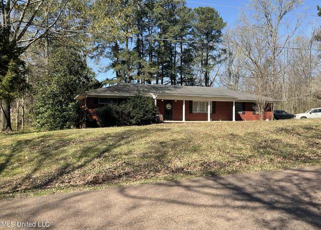 Property at 6776 Whippoorwill Rd, Olive Branch, MS 38654, 3 beds, 1 bath